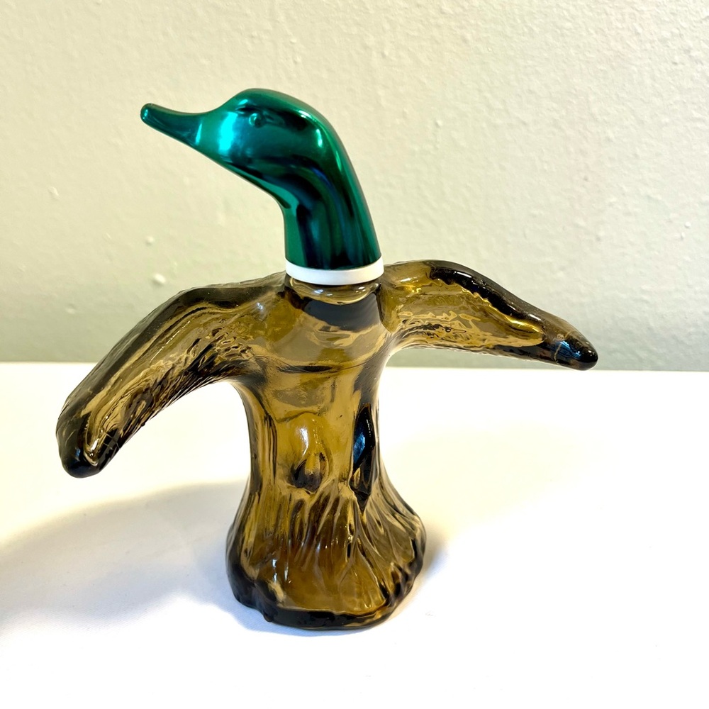 Avon, Mallard after shave decanter, collectible,
Empty bottle, glass bottle
